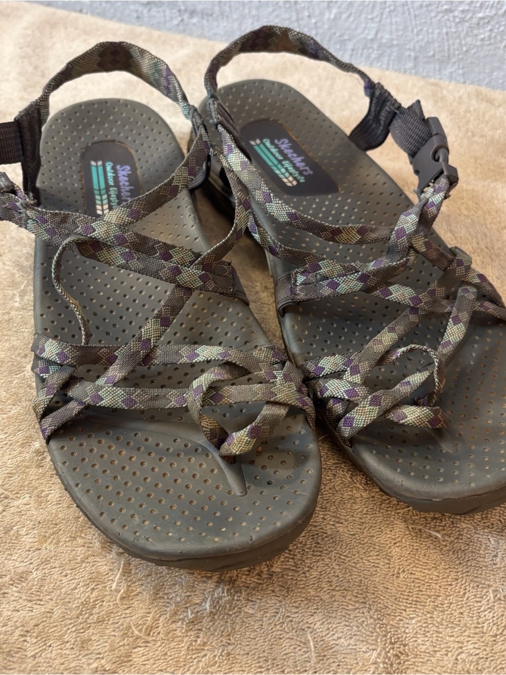 Skechers Women's Multicolor Woven Strap Sport Sandals SZ 9 M Outdoor Lifestyle